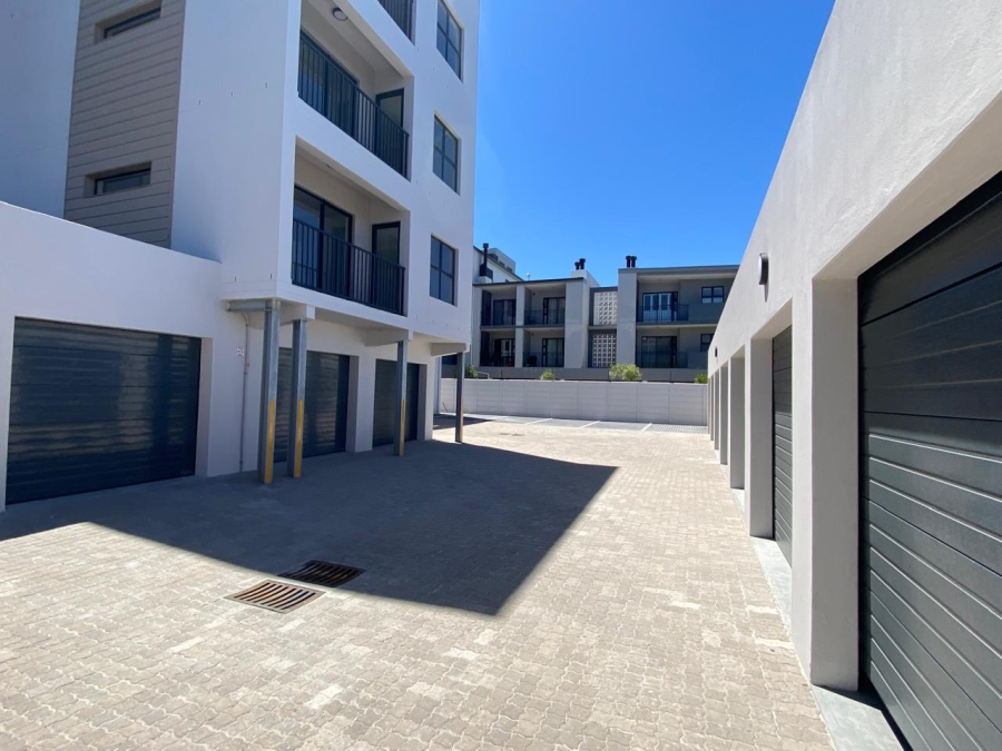 1 Bedroom Property for Sale in Table View Western Cape